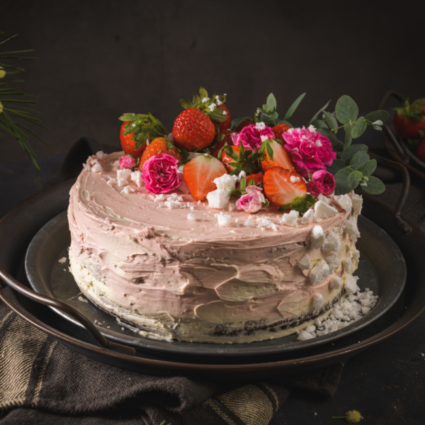 cream cake – F&M Flowers